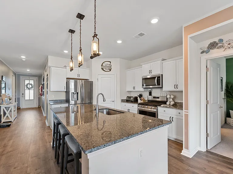 173 Greenwich Dr — Photo 19