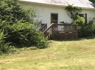 1410 Cedar Bluff Rd, Lafayette, TN 37083