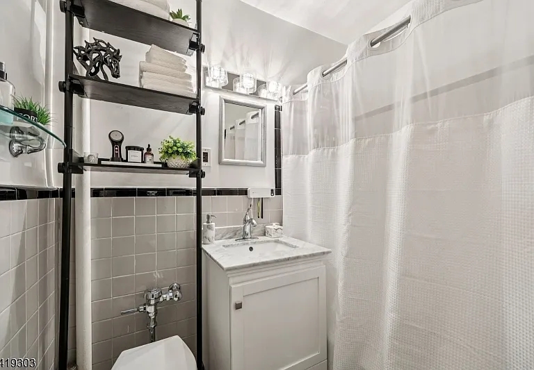 5 Roosevelt Pl #1E — Photo 13