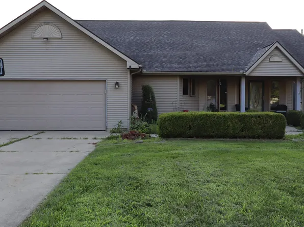 52115 Iris Ct, Elkhart, IN 46514
