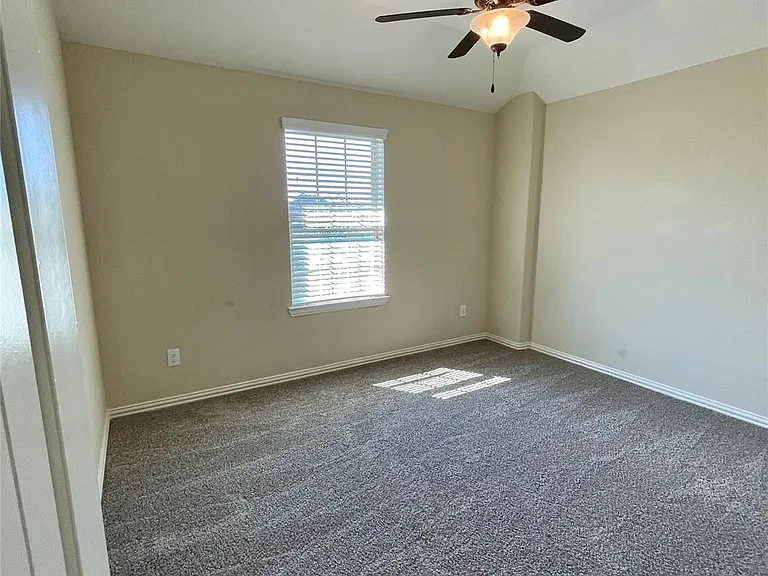 14831 Raleighs Meadow Ct — Photo 24