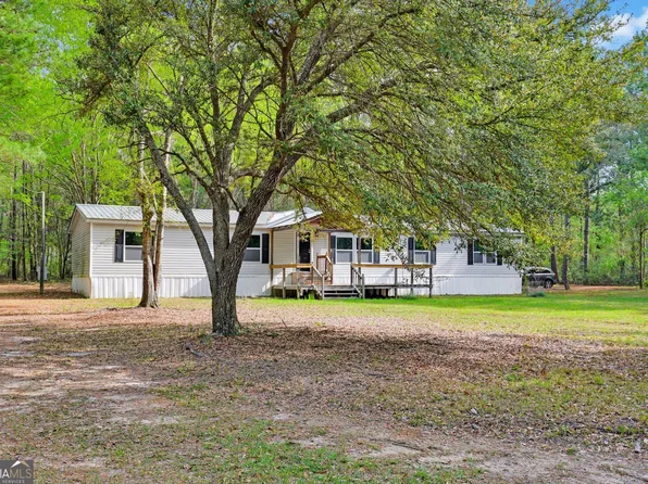 6574 Buchan Rd, Pembroke, GA 31321