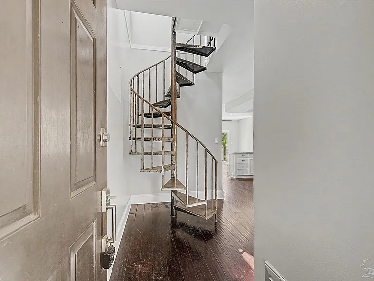 42 Baybridge Dr — Photo 23