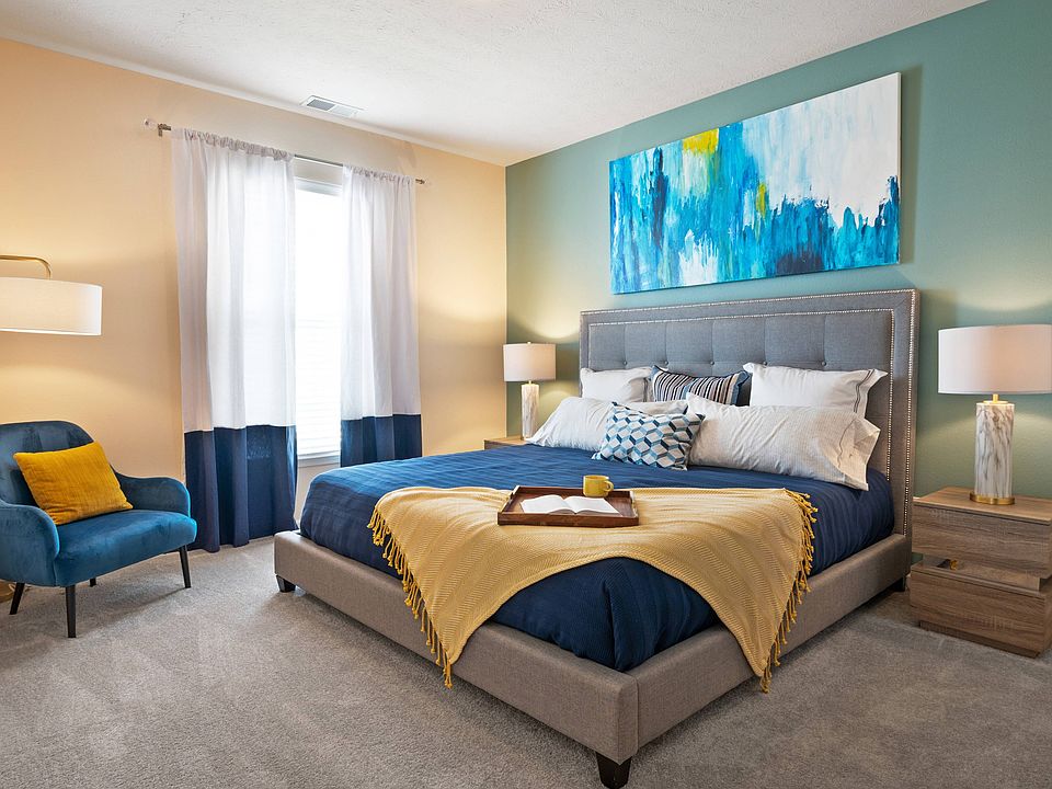 Huge Bedroom with Large Window