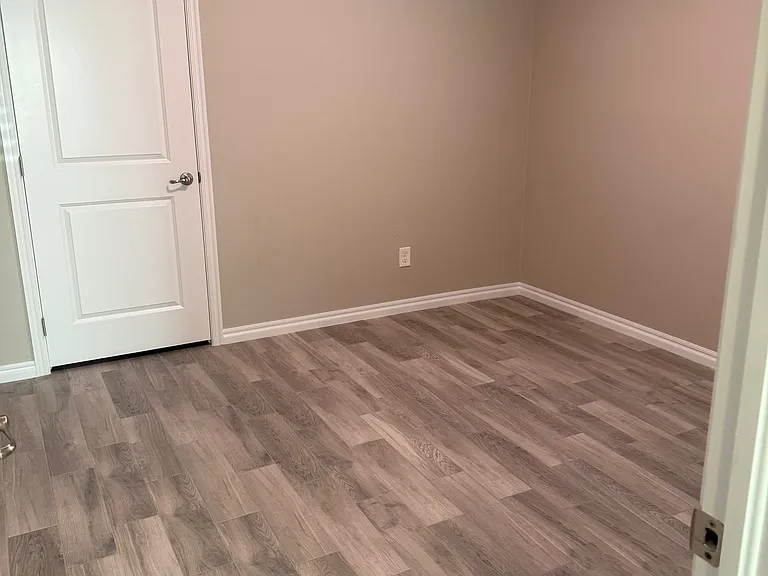 13728 The Brook Blvd — Photo 22