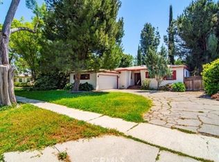6454 Glade Ave, Canoga Park, CA 91303