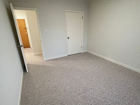 4th image of 1455 Leavenworth St APT 305