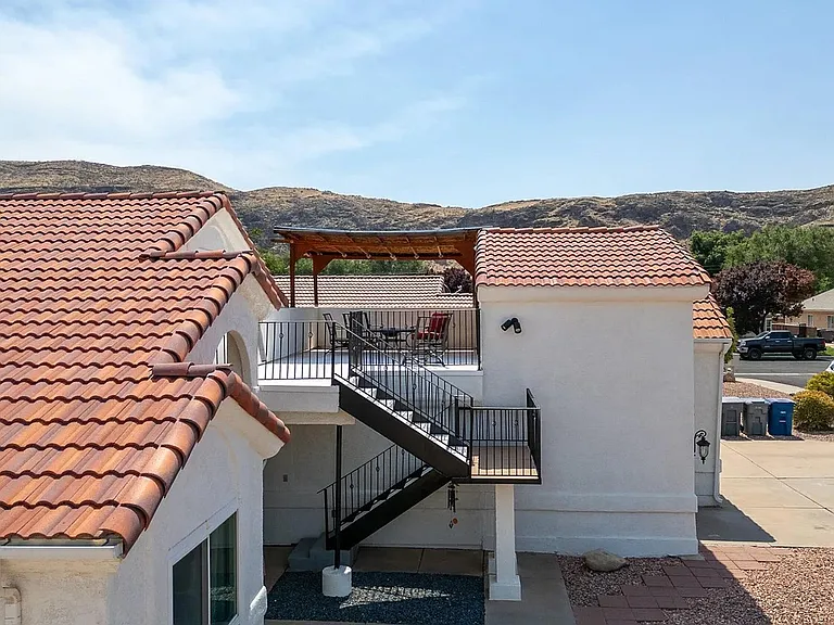 260 W 210 South Cir — Photo 47