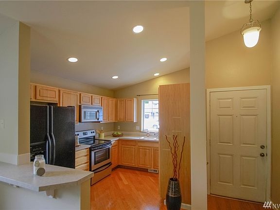 4th image of 22010 64th Avenue Ct E