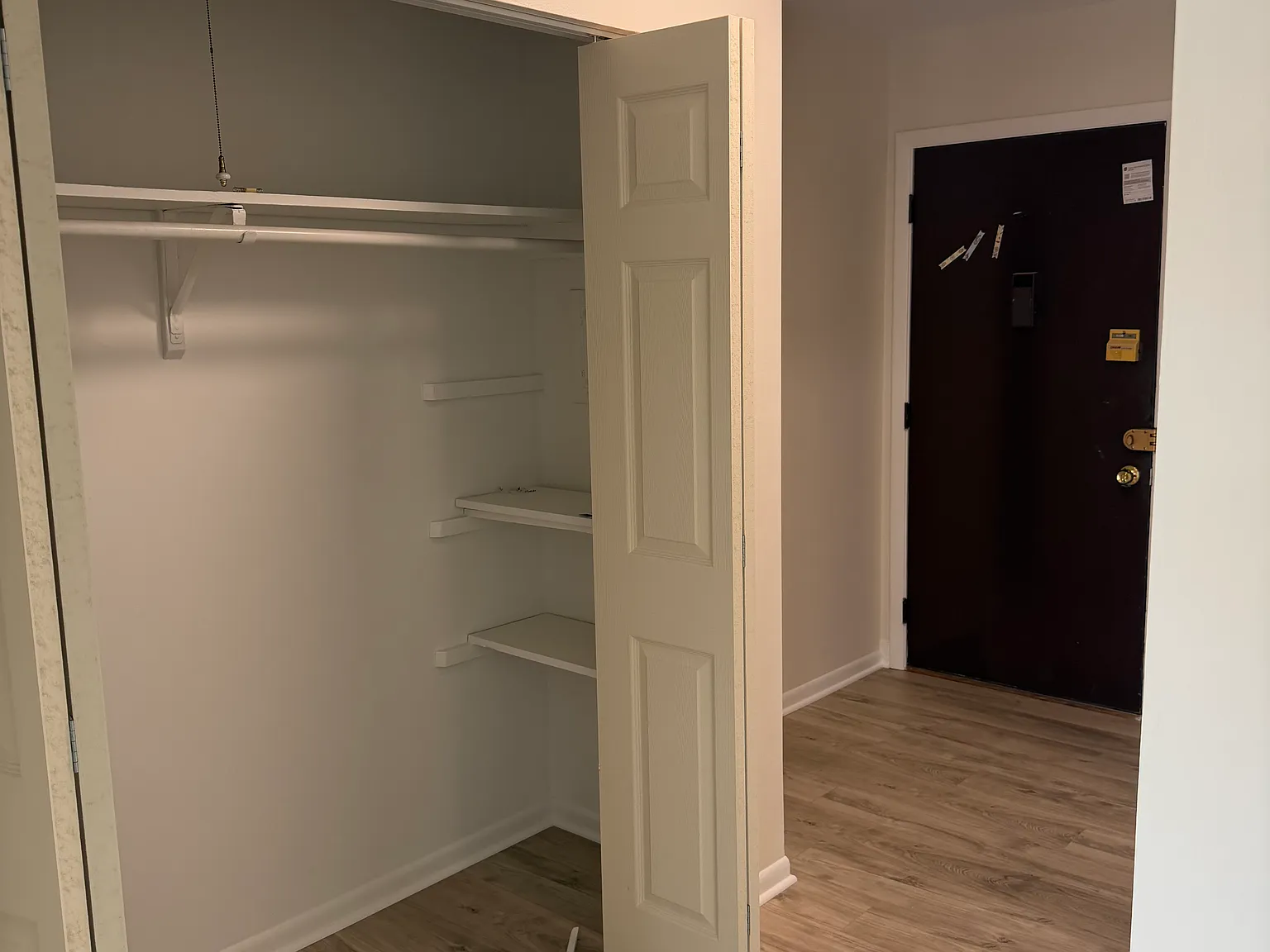 1 bed, 1000 sqft, $1,600 — Photo 4
