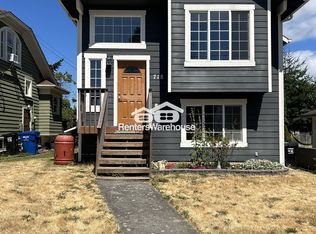 718 N 100th St, Seattle, WA 98133