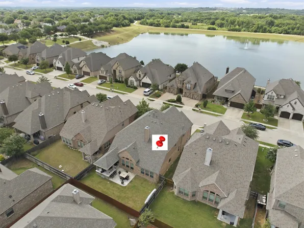 8401 Sandhill Crane Dr, Fort Worth, TX 76118