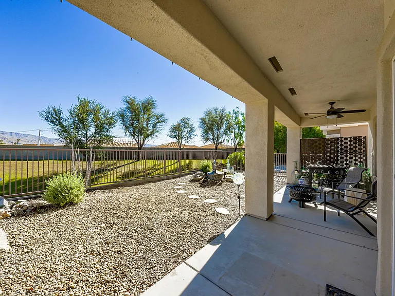 39676 Somerset Ave — Photo 9