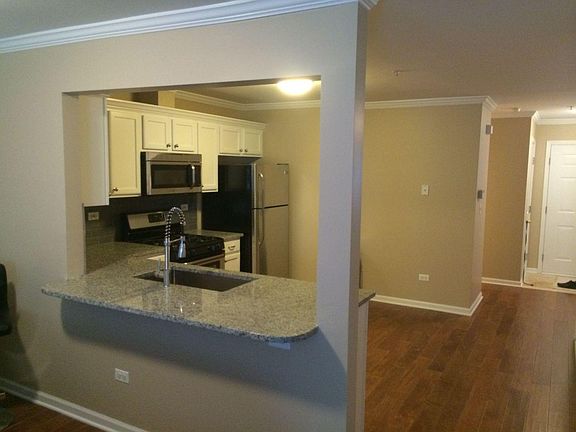 3rd image of 1426 Wesley Ct