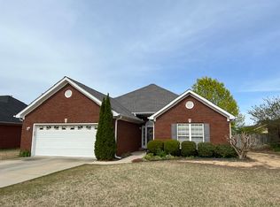 1618 Lake Manor Dr SW, Decatur, AL 35603