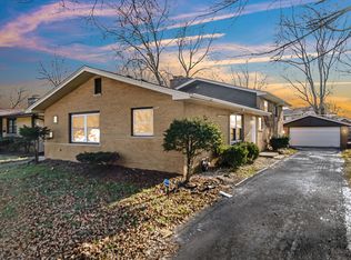 1017 E 153rd St, South Holland, IL