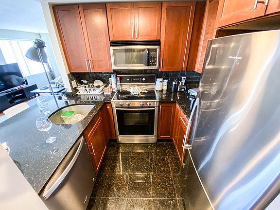 3rd image of 10 Museum Way APT 1526