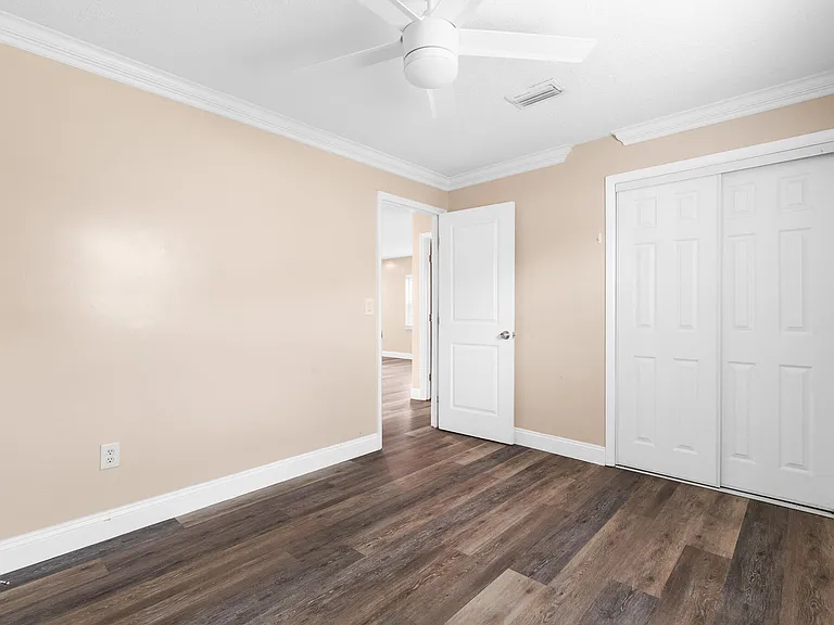 3201 Alice Dr — Photo 28