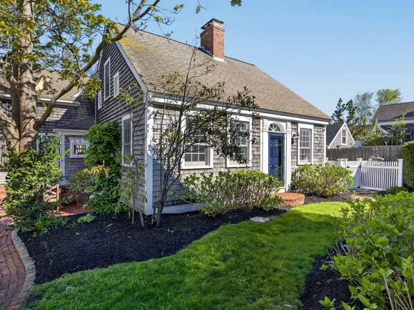1 Atlantic Avenue, Provincetown, MA 02657