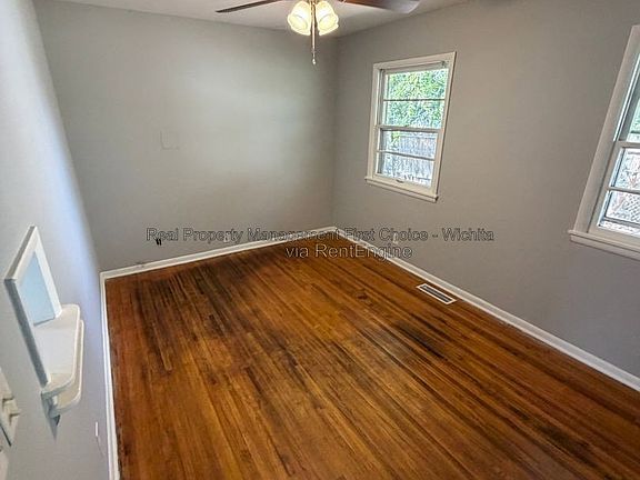 4th image of 5301 S Madison Ave