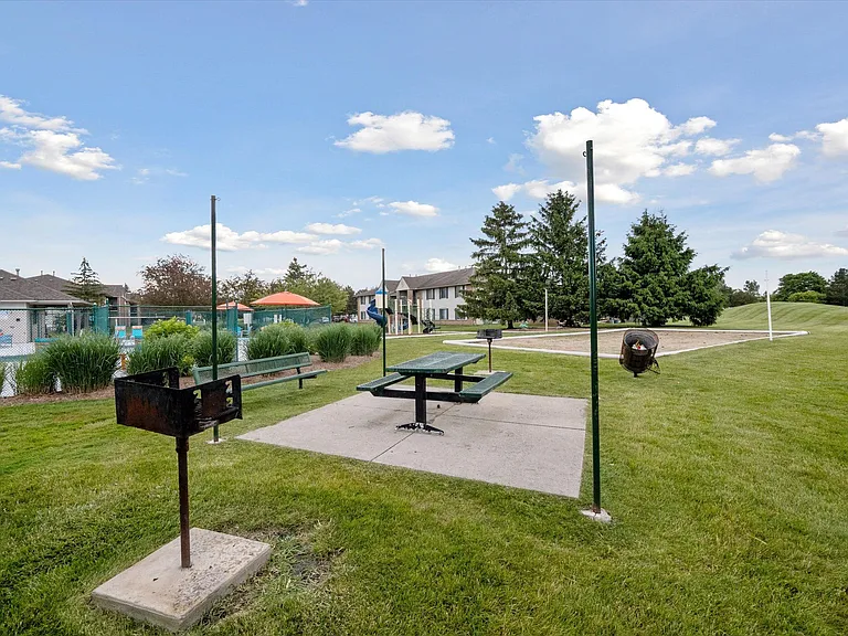 Lakeside Park — Photo 38