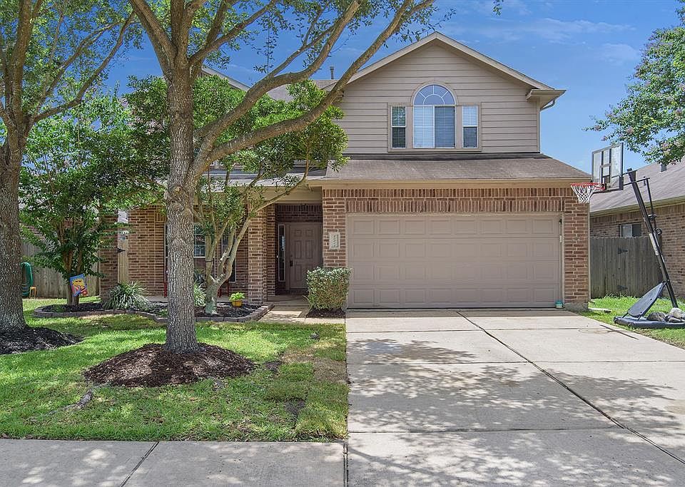 1st image of 25311 Bright Hollow Ln