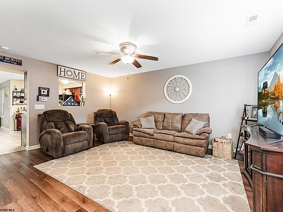 4th image of 119 Park Place Dr