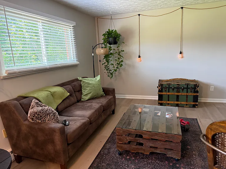 205 Highland Ave #6 — Photo 3
