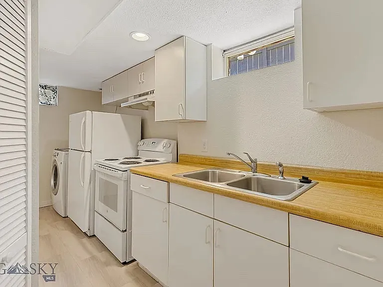 2 bed, 867 sqft, $1,950 — Photo 4