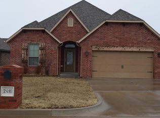 2410 Forest Crossing Dr, Choctaw, OK 73020