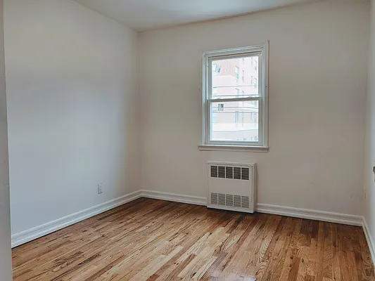 Rented by Winzone Realty Inc | media 4