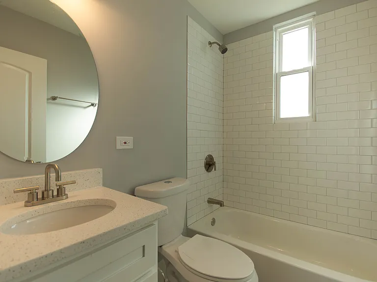2117 W 18th St #3F — Photo 7