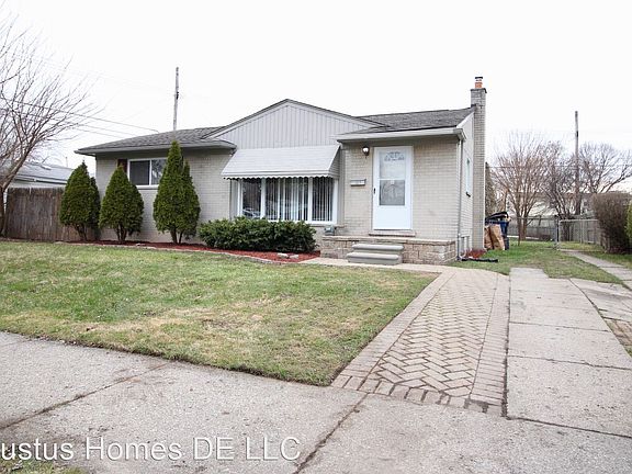 3rd image of 8584 Blackburn Dr