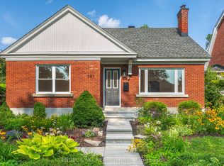 581 Windermere Ave, Ottawa, ON K2A2W4