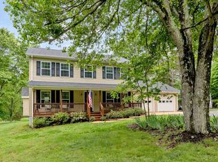 1152 Beaverdam Rd, Keswick, VA 22947