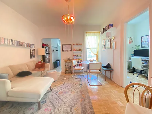 Rented by Dream Space Realty | media 21