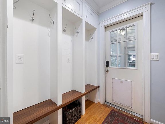 5th image of 5405 Springlake Way