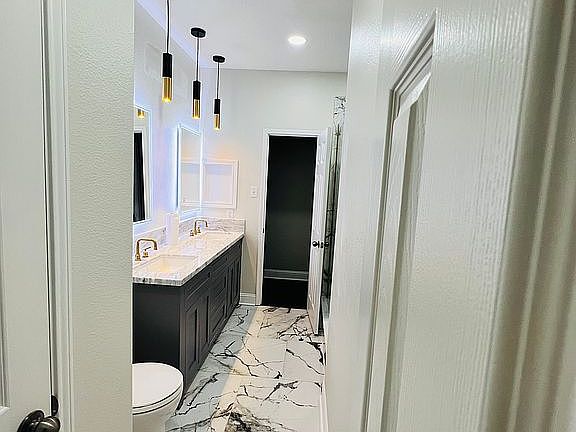 2nd image of 4831 Claridge Park Ln