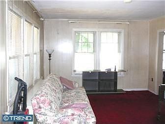 5th image of 49 Lawson Ave