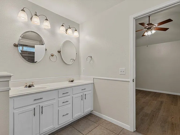 206 Evergreen Cir — Photo 16