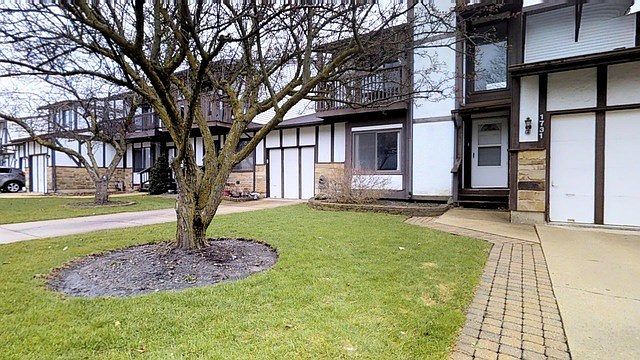 1st image of 1731 Brookwood Dr #1731