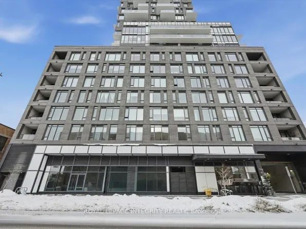 203 Catherine St #602, Ottawa, ON K2P 1J5