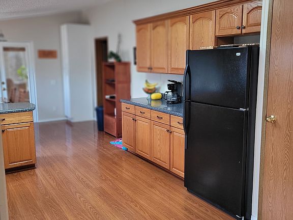 5th image of 329 Burr Oak Rd