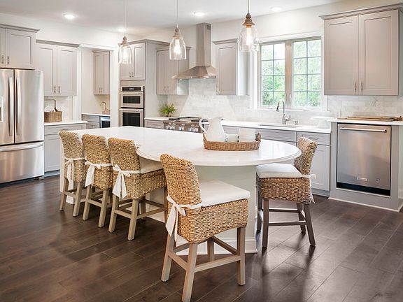 Large center island and chef-inspired storage