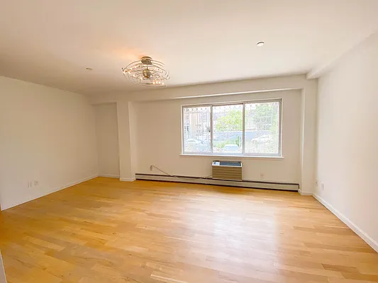 Sold by Remax Edge | media 16