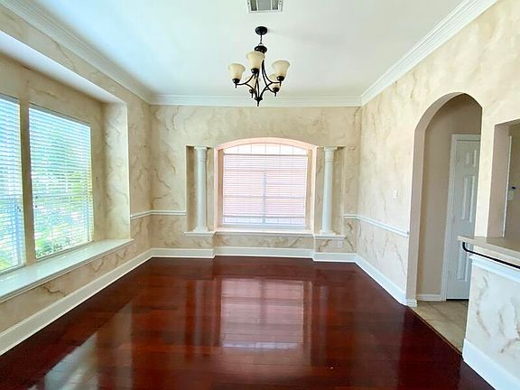 3rd image of 17812 River Chase Dr