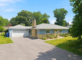 278 E Cooke Rd, Columbus, OH 43214