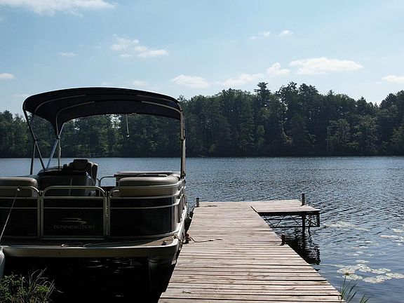 5th image of 9625 Buskey Bay Dr