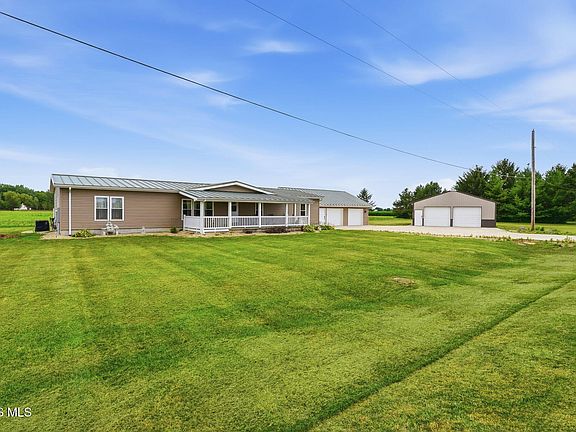 4th image of 10904 W Township Road 116