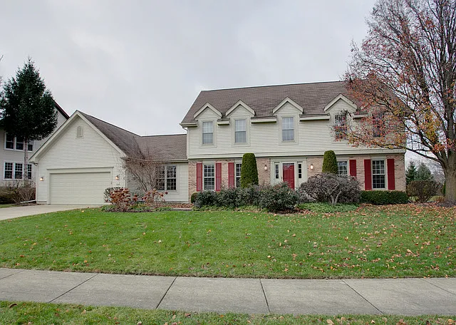 196 Brook Hill Ln photo 1